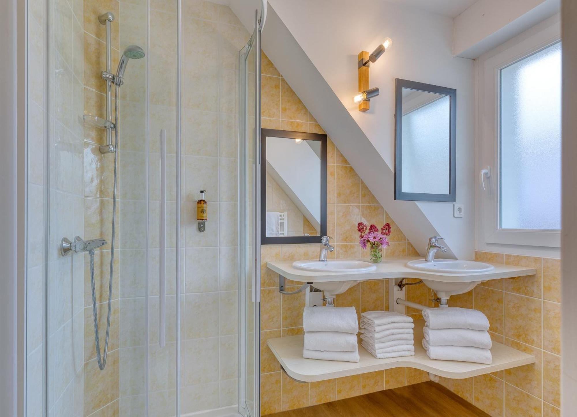 La Ferme De Vur Ven Apartment Saint-Evarzec Room photo